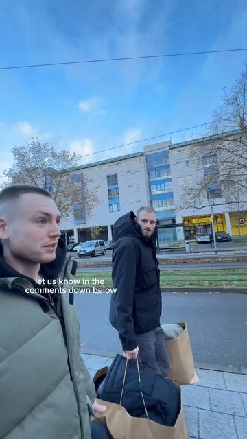 SHIPPING 15KG OF CARHARTT BACK TO THE UK ✈️ #streetwear #carhartt #fashion #outfit #style #sneaker