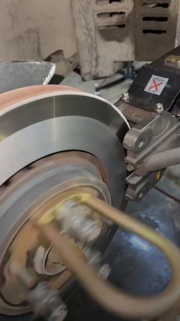 Наша команда специализируется на ремонте, тюнинге и доработке Niva и других внедорожников.