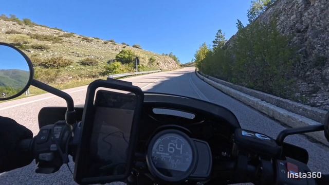 Campo Felice in moto - Honda CMX Rebel 1100 Touring DCT смотреть онлайн
