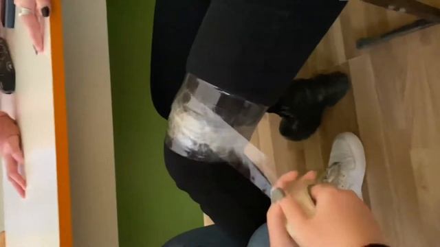 100 СЛОЕВ СКОТЧА ЧЕЛЛЕНДЖ !!!!! 🔥🔥🔥🔥🔥Lexie productiva de utilizarea skotciului смотреть онлайн