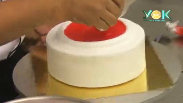 Видео_урок_по_приготовлению_интересного_торта_'Rich'