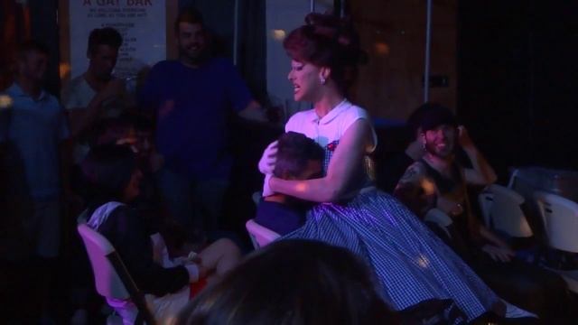 Robbie Turner - Somewhere Over The Rainbow смотреть онлайн