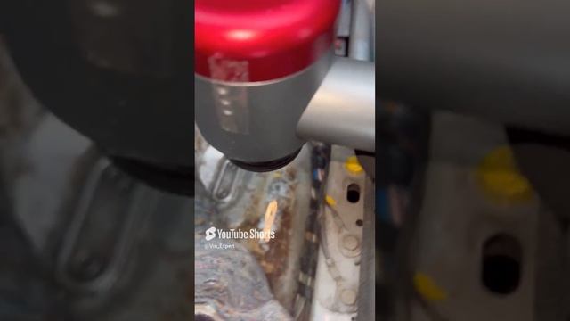 Лазерное чистка VIN номера Ford C-Max