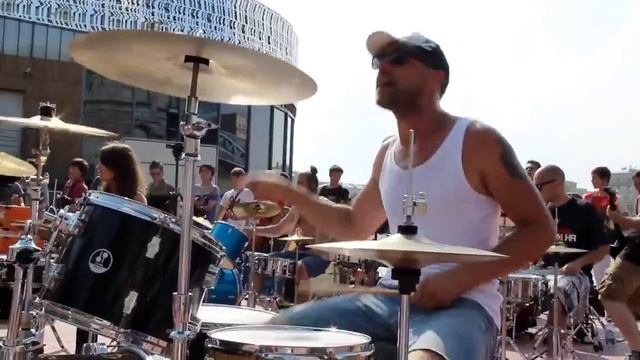 rocknmob_moscow-its_my_life смотреть онлайн