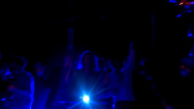 ШКОЛЬНЫЙ ВЫПУСКНОЙ БАЛ смотреть онлайн