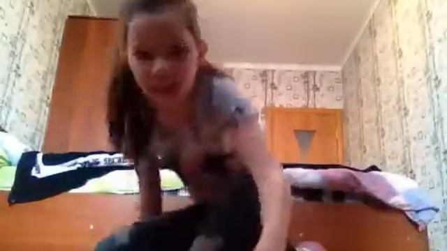 Урок: как научится делать шпагат смотреть онлайн