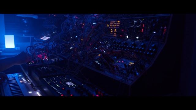 State Azure 'The Thing' Theme cover (Hydrasynth, Peak, Vector, E370, Minimod VCOs) смотреть онлайн