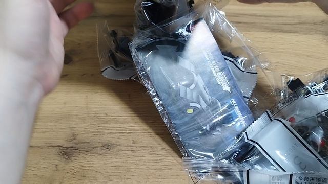 Обзор на конструктор Mould King Автомобиль Темного Рыцаря, 407 деталей смотреть онлайн