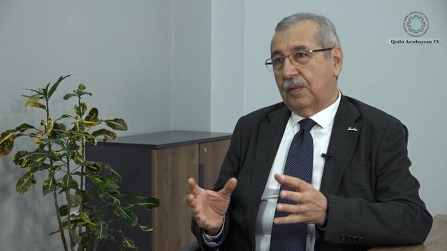 Э.Амирбеков: «Баку ожидает от Еревана ответа на свои предложения». смотреть онлайн