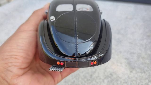 BUGATTI TYPE 57 SC ATLANTIC metal miniature 6 exhausts !!! #diecast #model#unboxing смотреть онлайн