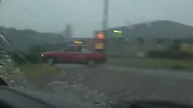 Bmw 316 E30 Drifting roundabout @ Delfzijl #1 смотреть онлайн