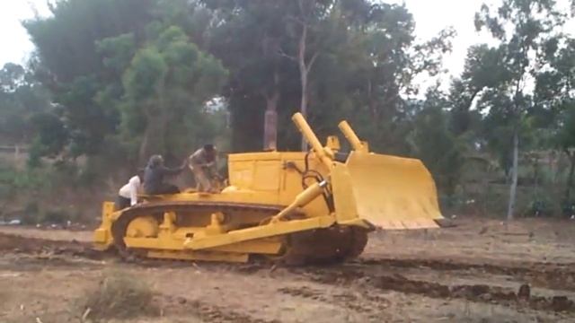 bbm earthmovers b10 m befor repir 2 смотреть онлайн