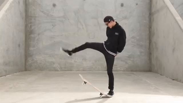 How-To Kickflip - BASICS with Spencer Nuzzi смотреть онлайн