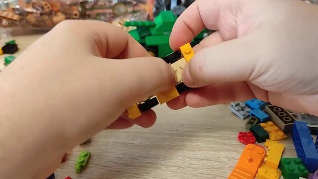 Как быстро сделать мини УАЗик из конструктора лего смотреть онлайн