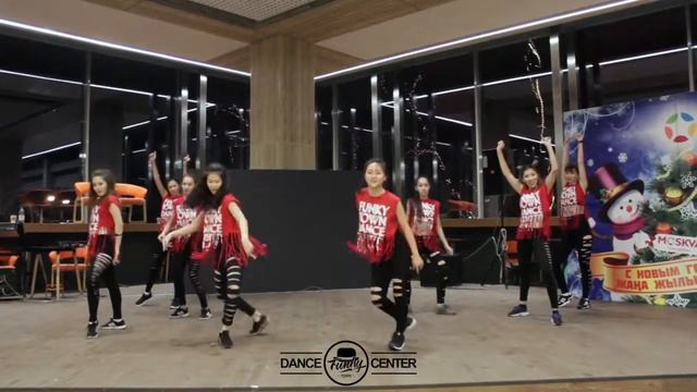 Dancehall | Зимний Отчетный Концерт | Funky Town Dance Center смотреть онлайн