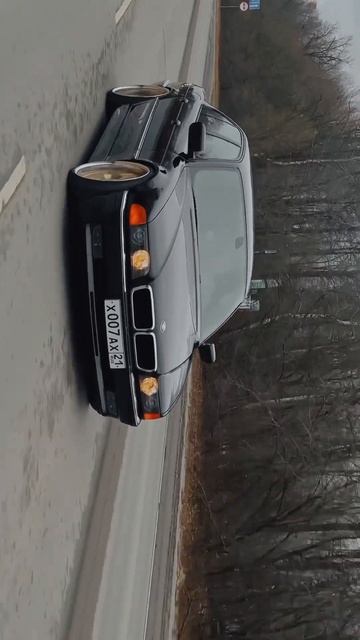 E38 low, stance #bmwe38 #e38 #stance #lowcar #workvsxx #bmw #bassecurity смотреть онлайн