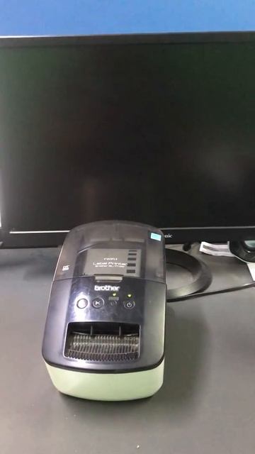 ETIQUETADORA BROTHER QL-710W смотреть онлайн