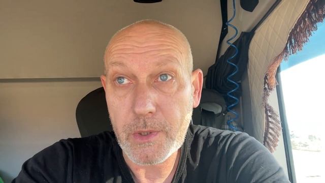 Купил манометр и насадки на колеса.