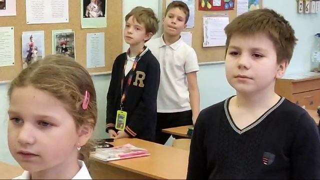 Ты слышишь Мама? Поздравление с Днем Матери.