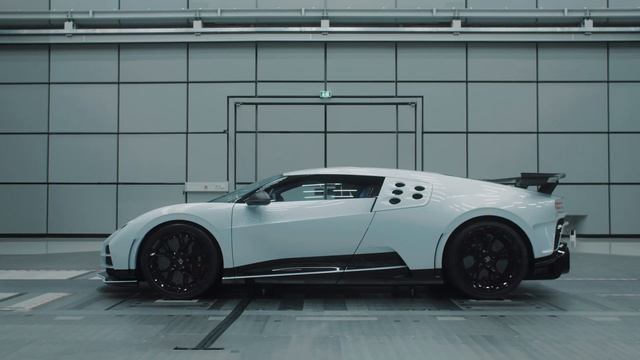 Bugatti test Centodieci in de windtunnel смотреть онлайн