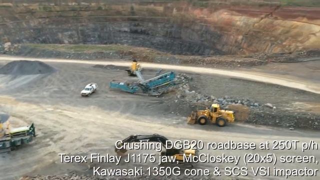 Crushing DGB20 roadbase смотреть онлайн