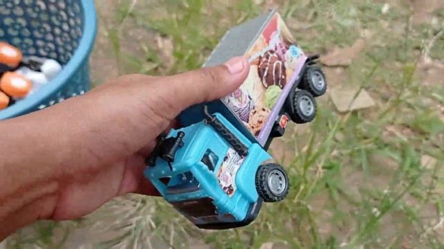 Menemukan Mainan Mobil Polisi Motor Balap Mobil Offroad Truk Pemadam Truk Minyak Mobil Offroad Naga смотреть онлайн