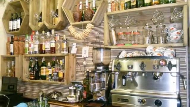 Продажа бара в Милане смотреть онлайн