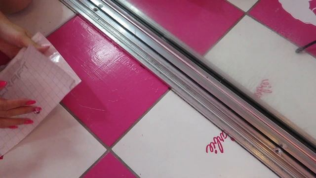 BARBIE DIY! PINK BARBIE FLOOR TILES ep2 смотреть онлайн
