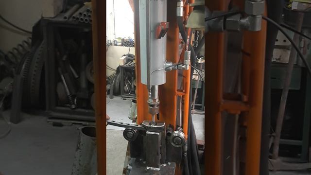 Пробивний прес смотреть онлайн