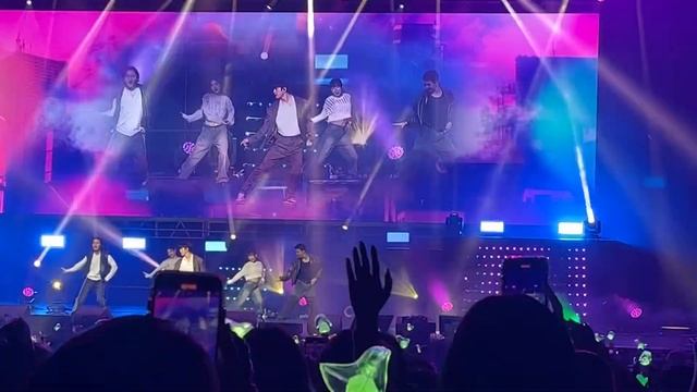 'Cotton Candy' | Park Jinyoung in Manila смотреть онлайн