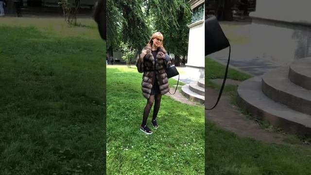 Шубы в Милане :(+39)3341694865 смотреть онлайн