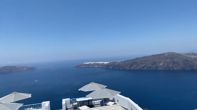 Ainda em Santorini. Oia, se pronuncia ia. Nos preparando para ir para Istambul. смотреть онлайн