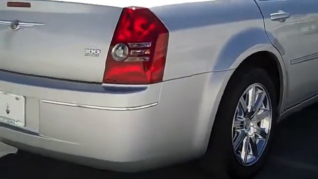 Scottsdale Ferrari/Maserati Chrysler 300 смотреть онлайн