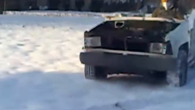 isuzu trooper 2 8D cabrio Offroad 4x4 jazda -15stopni cz 1 mp4 смотреть онлайн