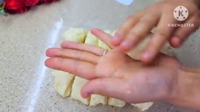 Пачка творога и 20 минут! Целая гора вкуснятина готова! Даже крошки не останется! смотреть онлайн