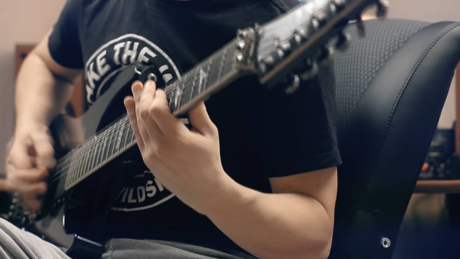 Владимир Зеленцов - Крылатые качели - Guitar Cover смотреть онлайн
