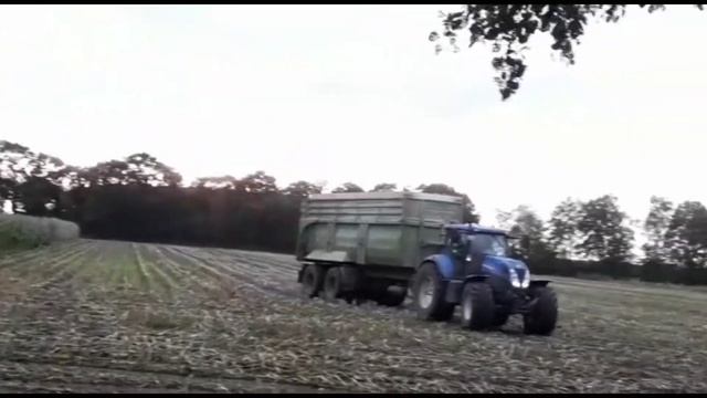 Mais Häckseln Mit 2 New Holland T7 Und Krone BIG X 12V