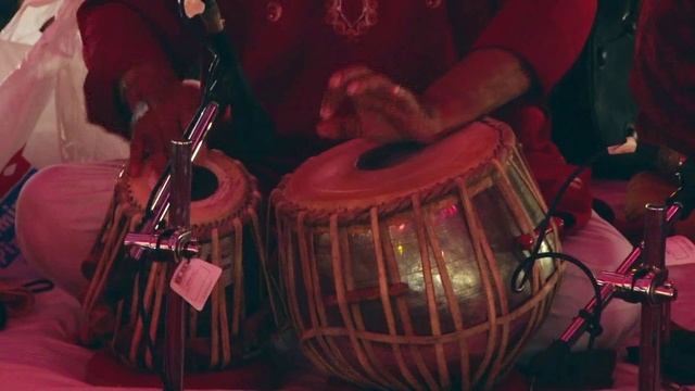 Tara vina shaym Original garbo by Rishabh - all time hit - ACHAL MEHTA--NAVRATRI GARBA-LIVE - 2013 смотреть онлайн