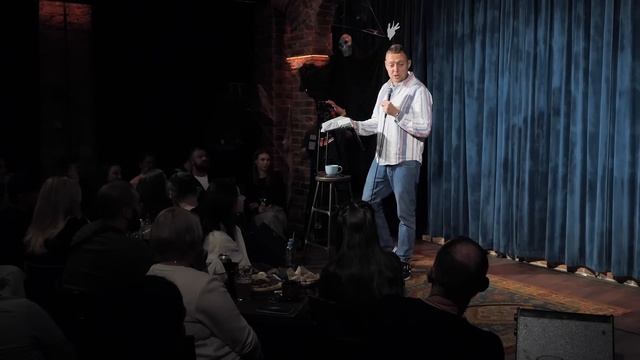 ABUSHOW /СЕРИАЛЫ РАЗДЕЛЬНО/ВОЗВРАЩЕНЕЦ/СТОЛ НАХОДОК/ВИНО_ВОДОЧНЫЙ СКЛАД/ВИДЕО КУРС ПО ПОЦЕЛУЯМ смотреть онлайн