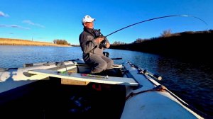 Яма полна этой Рыбы! Забросил удочку и понеслось. Рыбалка на спиннинг весной