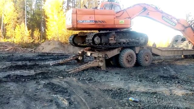 Как заехать на трал, быстро, на эксковаторе смотреть онлайн