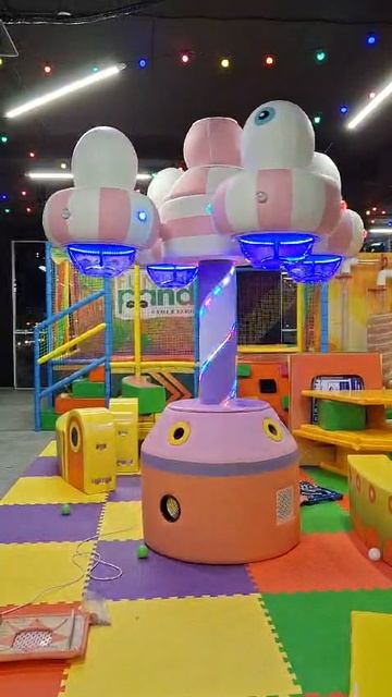 Шаропад от компании "Фабрика Развлечений" смотреть онлайн