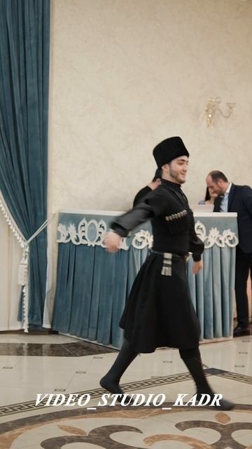 АИДА ДОДУЕВА И КУРМАН АЛИЕВ - (СОЛИСТЫ АНСАМБЛЯ 