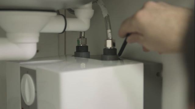 Niederdruckarmatur montieren | HORNBACH Meisterschmiede смотреть онлайн