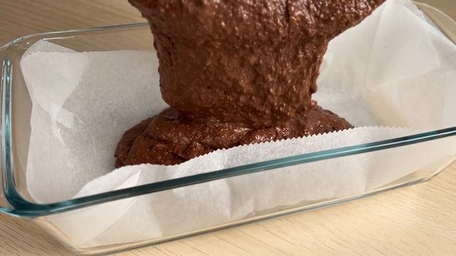 Pflaumen-Brownie. Elegant lecker und schnell. Sie essen dieses Dessert jeden Tag ohne dick zu werde смотреть онлайн