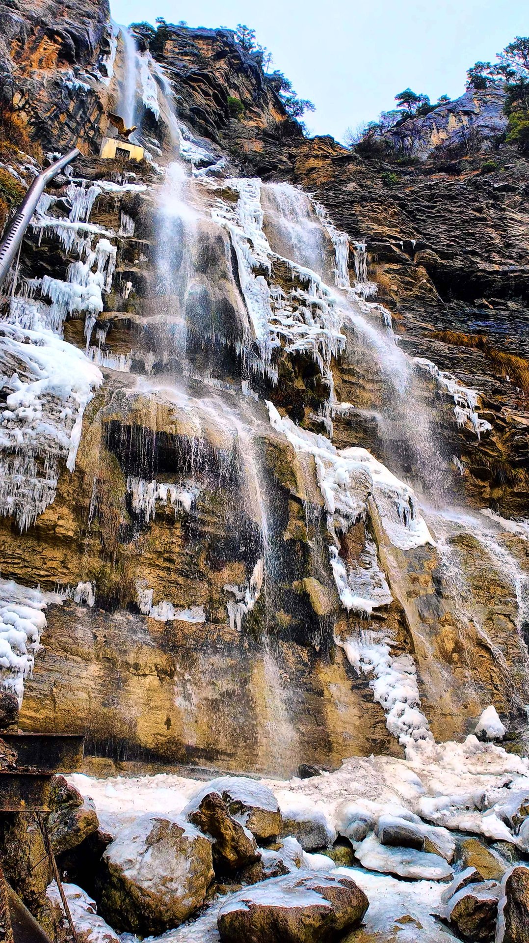 Водопад Учан-Су смотреть онлайн