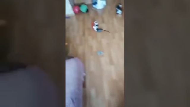 Как это убирать?Снимать мы знаем а вот убирать чтоб ребенок не убился мы не знаем