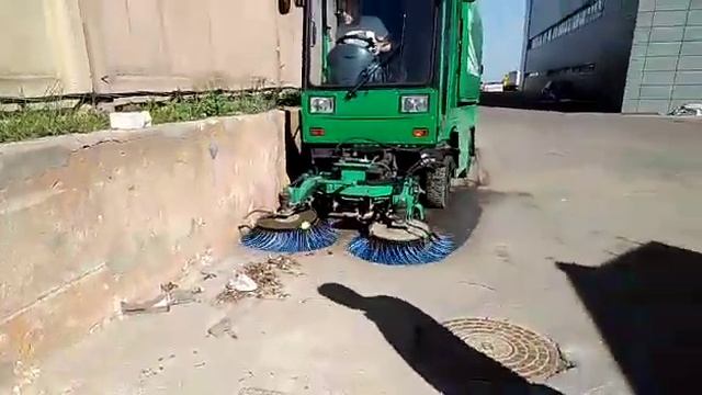 Уборка пыли и мусора смотреть онлайн