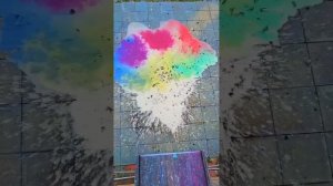 Удовлетворяющие видео разбивание бутылок