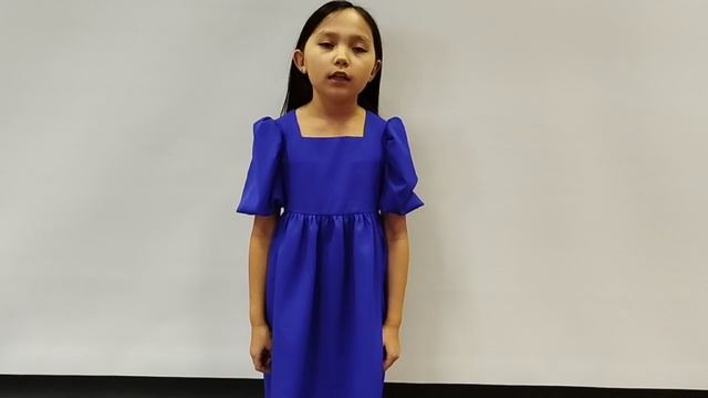 Нелли Матханова. "Чтобы в юрте горел огонь". Читает Арина Бурзыкова, 10 лет
(преп. А.Э.Иванова) смотреть онлайн
